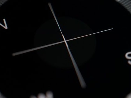 磁北極vs地理北極