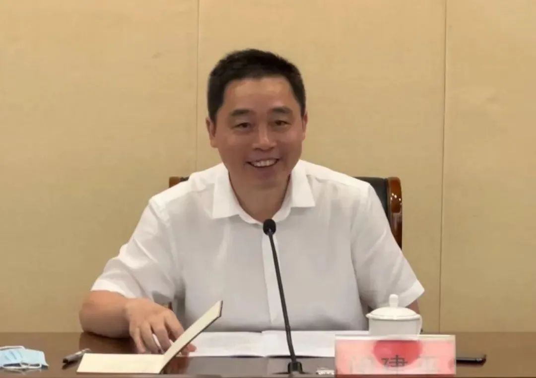 浙江省測(cè)繪學(xué)會(huì)赴天臺(tái)開(kāi)展“送科技下鄉(xiāng)”活動(dòng)