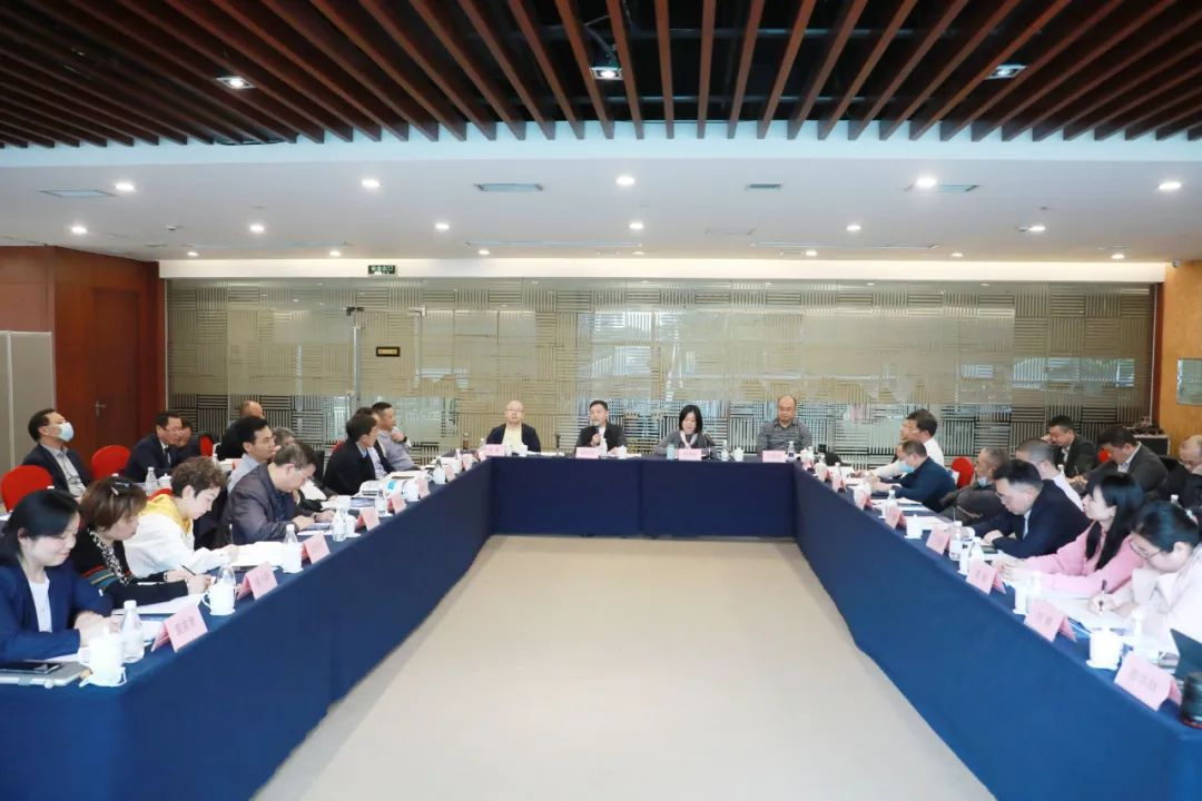 重慶市測繪地理信息學(xué)會(huì)召開第五屆第九次常務(wù)理事會(huì)